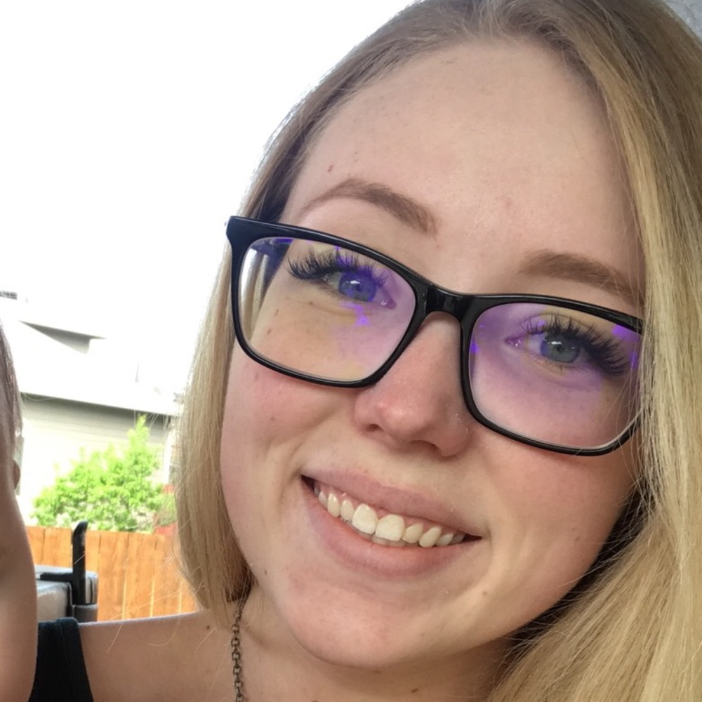 Meet your Posher, Shelby